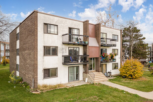 1009 Hyman Rue in Dollard-des-Ormeaux, QC - Building Photo