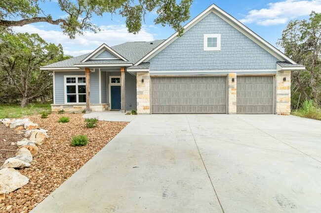 1560 Hilltop Ridge in New Braunfels, TX - Building Photo - Building Photo