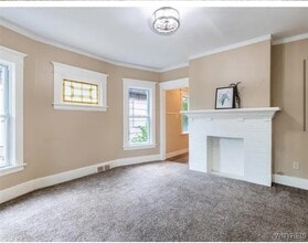 19 Dismonda St in Buffalo, NY - Building Photo - Building Photo