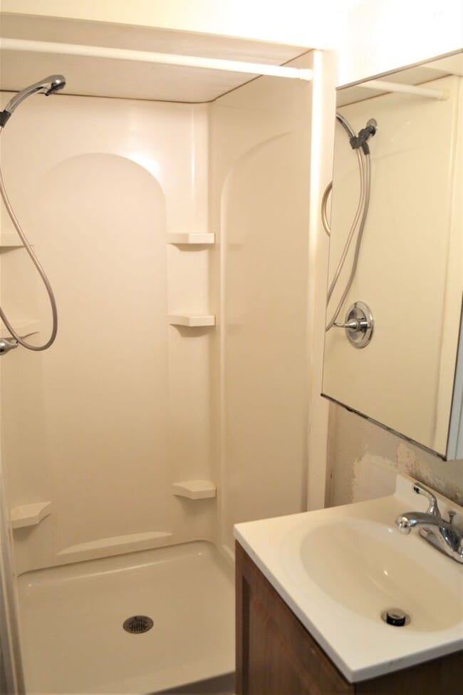 property at 904 1/2 2nd St