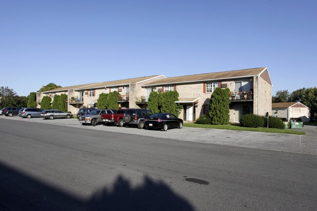 Brookside Park Apartments in Allentown, PA - Building Photo - Building Photo