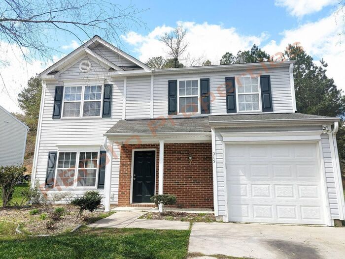 215 Pebblestone Dr in Durham, NC - Building Photo