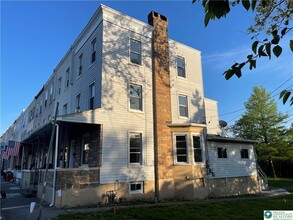 1342 3rd St in Catasauqua, PA - Building Photo - Building Photo