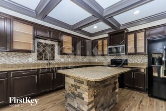 115 Macalester Dr in Newnan, GA - Foto de edificio - Building Photo