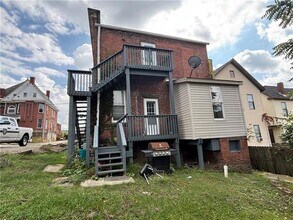 209 S Wade Ave in Washington, PA - Building Photo - Building Photo