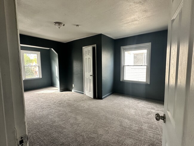 property at 14011 Roselawn St