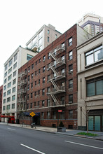 56 West 65th Street in New York, NY - Building Photo - Building Photo