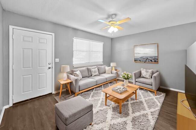 Eagle Ridge Apartments in Lawrence, KS - Foto de edificio - Building Photo