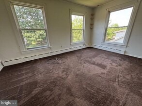 15 N Royal St in East York, PA - Building Photo - Building Photo