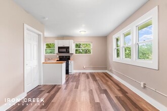 346 Cummins Rd in Asheville, NC - Building Photo - Building Photo