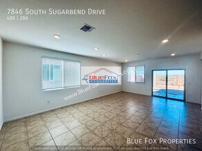 7846 S Sugarbend Dr in Tucson, AZ - Building Photo - Building Photo