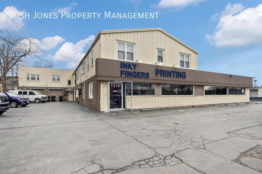 1215 Military Rd-Unit -Apt. 1 in Kenmore, NY - Building Photo