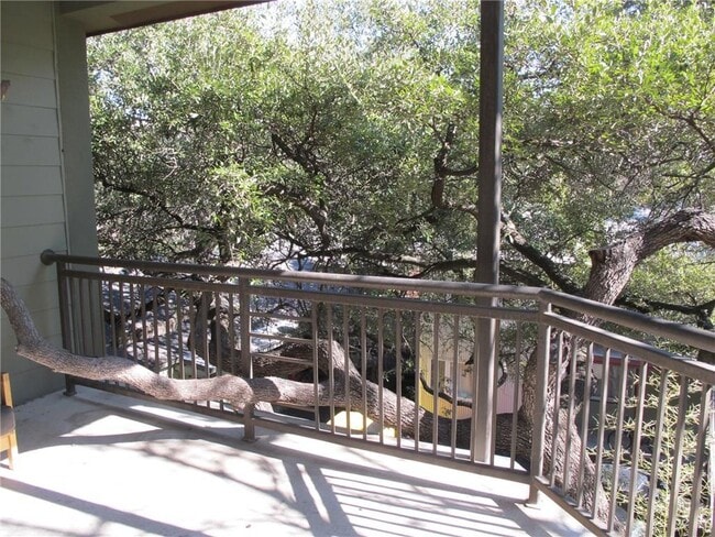 property at 911 Keith Ln