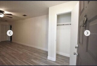 2112 Oak Chace Ct in Tampa, FL - Building Photo - Building Photo