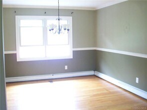 6 Regent Dr in Hopewell Junction, NY - Building Photo - Building Photo