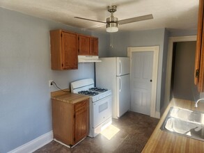 504 Ridge Ave-Unit -506 in New Kensington, PA - Building Photo - Building Photo