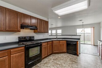 6521 Quinton Dr in Austin, TX - Building Photo - Building Photo