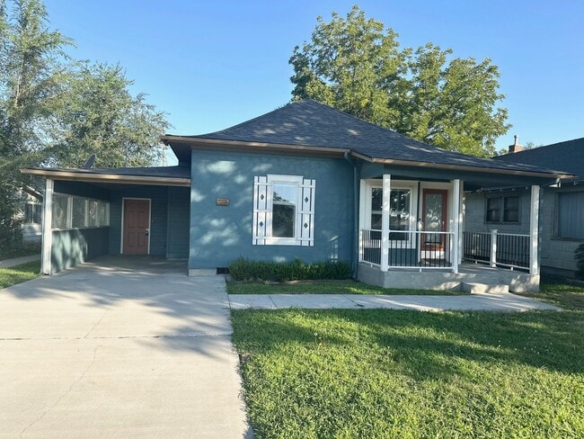 property at 215-217 24th Ave S