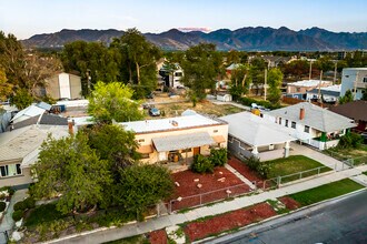 1045 S Jefferson St in Salt Lake City, UT - Building Photo - Building Photo