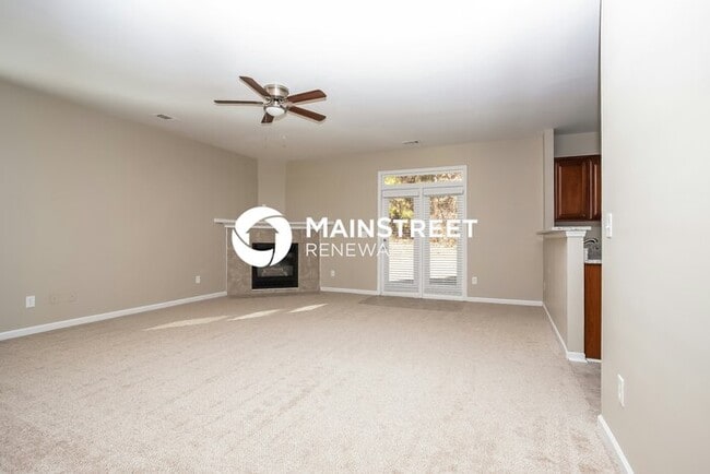 2196 Greenwood Meadows Ln in Douglasville, GA - Building Photo - Building Photo