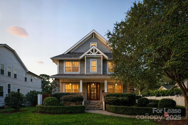 property at 3125 Pinehurst Pl