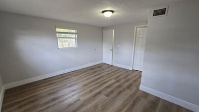 6511 Seminole Dr in Atlantis, FL - Building Photo - Building Photo