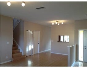 17977 SW 8th St in Pembroke Pines, FL - Building Photo - Building Photo