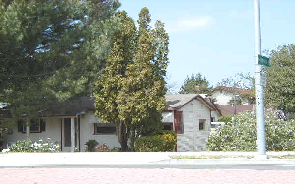 2291 Guerneville Rd in Santa Rosa, CA - Building Photo - Building Photo