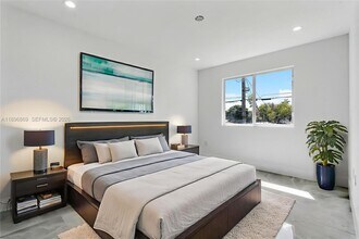 2926 NW 58th St in Miami, FL - Building Photo - Building Photo