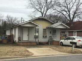 816 W 36th St, Unit A in North Little Rock, AR - Building Photo