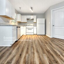 5079 Chupp Way Cir in Stonecrest, GA - Building Photo - Building Photo