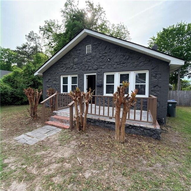 property at 216 Sedberry St