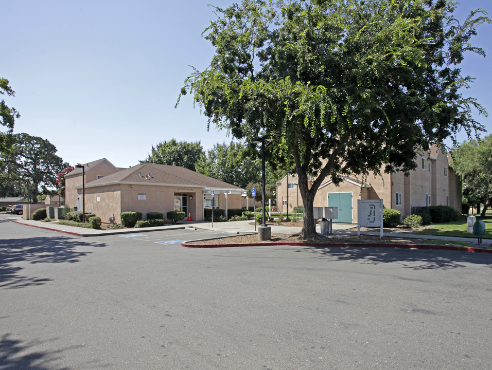 Gold Ridge in Rancho Cordova, CA - Foto de edificio