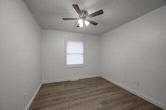 3348 S Fairway Ave in Springfield, MO - Building Photo - Building Photo