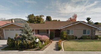 1396 Fairway Dr in San Luis Obispo, CA - Building Photo