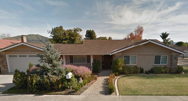 property at 1396 Fairway Dr