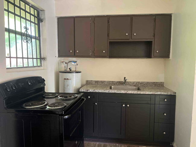 property at 1310 W 30th St