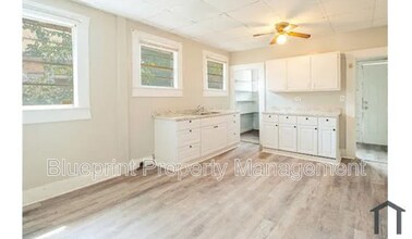 1521 Graymont Ave W in Birmingham, AL - Building Photo - Building Photo