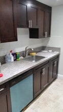 14311 N Kendall Dr in Miami, FL - Building Photo - Building Photo