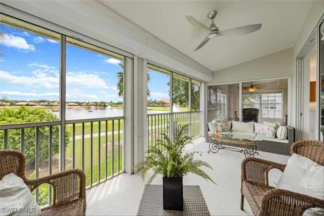 5892 3 Iron Dr in Naples, FL - Building Photo