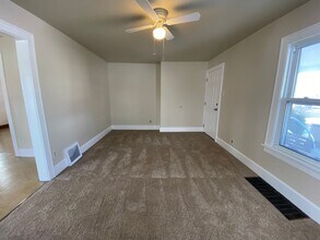 2612 Leland Ave in Akron, OH - Building Photo - Building Photo