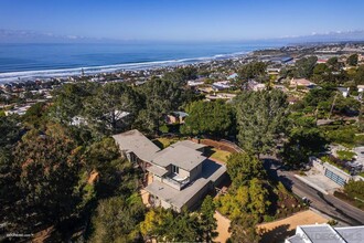 417 Serpentine Dr in Del Mar, CA - Building Photo - Building Photo