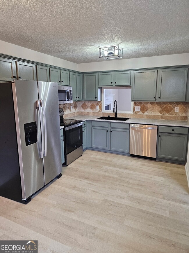 101 Rampart St in Dallas, GA - Building Photo - Building Photo