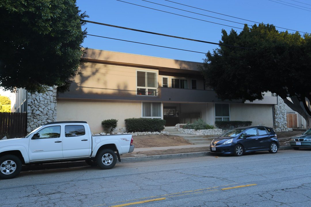 8664 Falmouth Ave in Playa Del Rey, CA - Building Photo