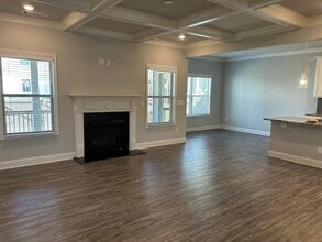 7005 Br Crk Cv in Flowery Branch, GA - Building Photo - Building Photo