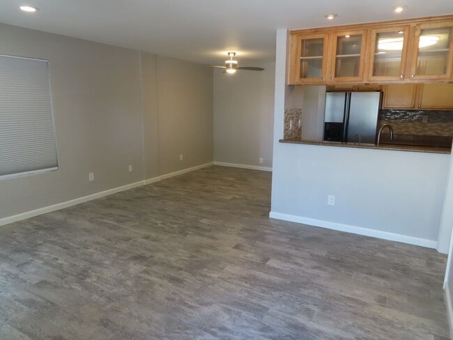 10248 Maya Linda Rd