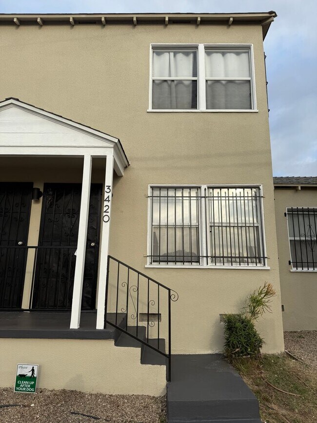 3418 Cimarron St in Los Angeles, CA - Foto de edificio - Building Photo