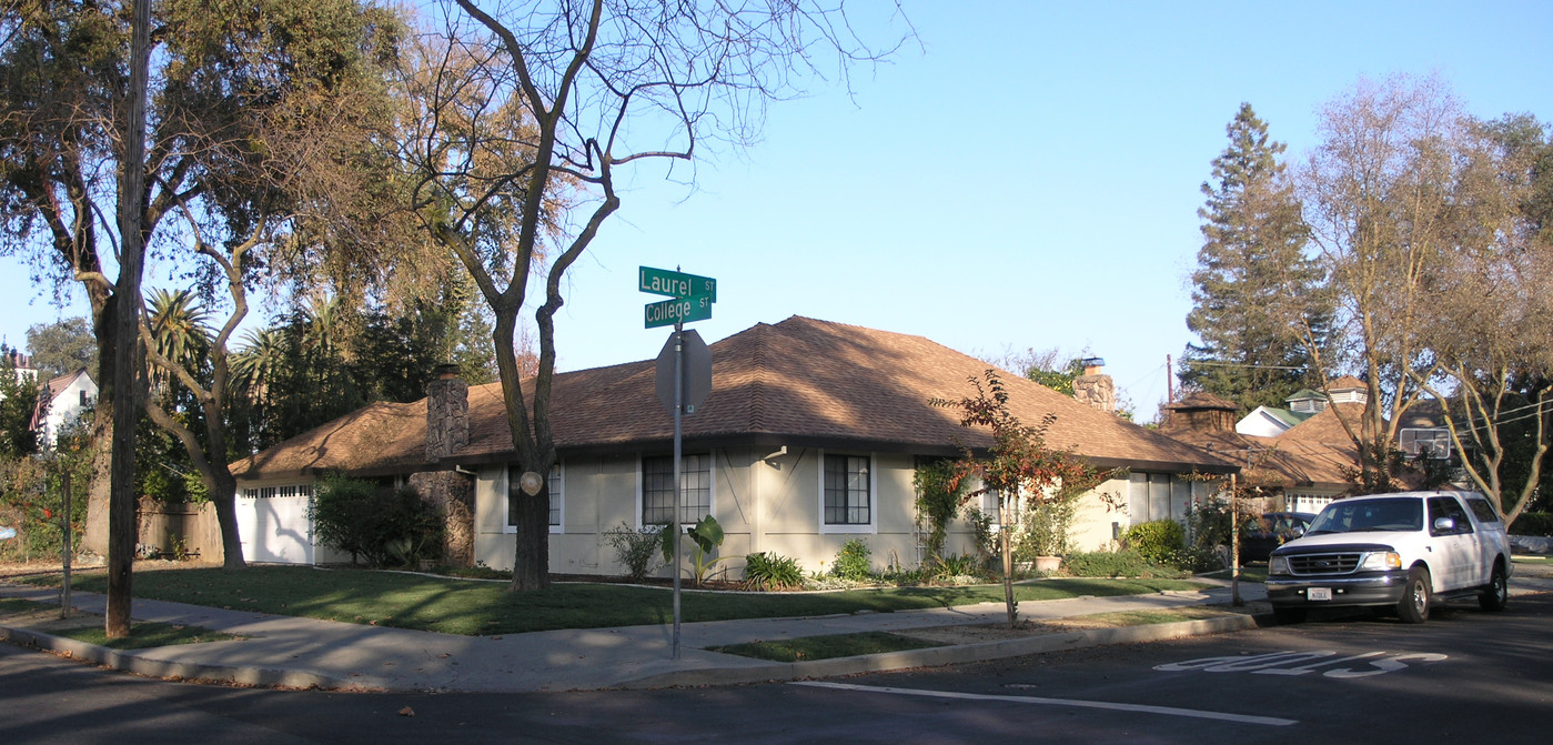 619 College St in Woodland, CA - Building Photo