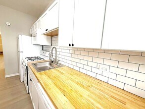 902 W Margate Terrace in Chicago, IL - Building Photo - Building Photo