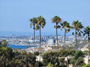 420 Palos Verdes Blvd in Redondo Beach, CA - Building Photo - Building Photo